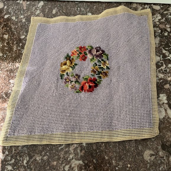 Preworked Handmade Needlepoint Roses Floral Wreath Lavender Completed Finished - Picture 3 of 6